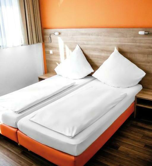 اتاق راحتی, Orange Hotel Und Apartments