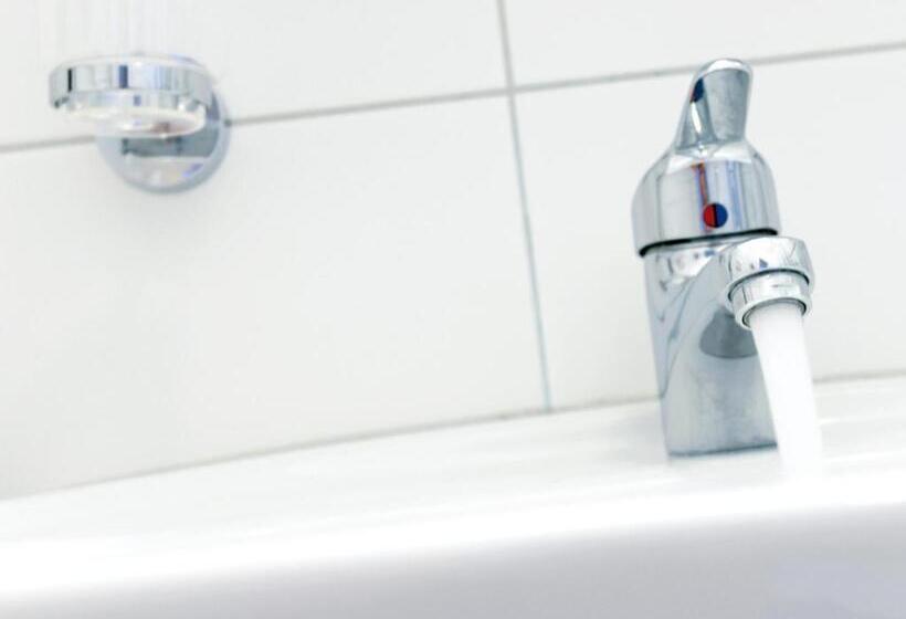 اتاق استاندارد سه نفره, Orange Hotel Und Apartments