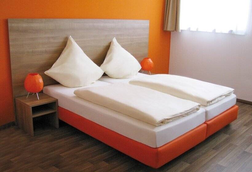 اتاق راحتی, Orange Hotel Und Apartments