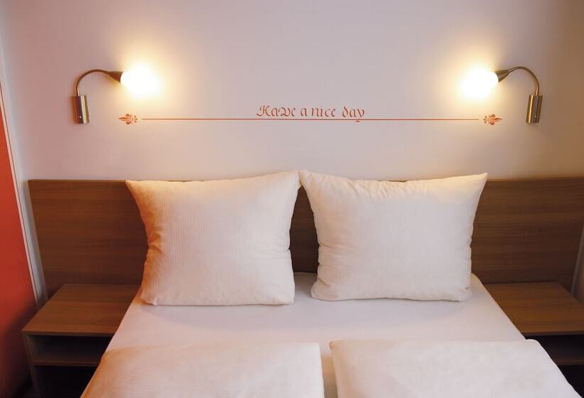 اتاق استاندارد, Orange Hotel Und Apartments