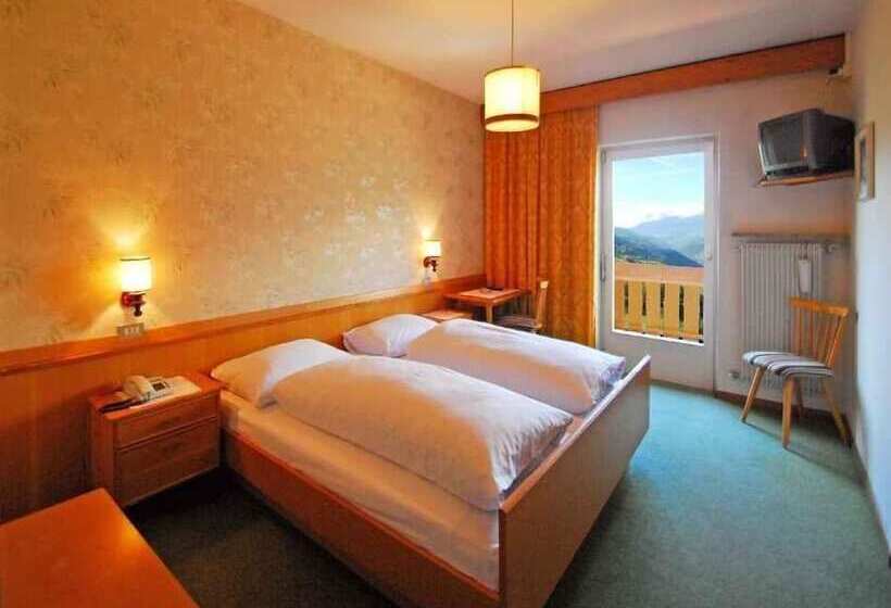 اتاق استاندارد با چشم‌انداز, Panoramahotel Post