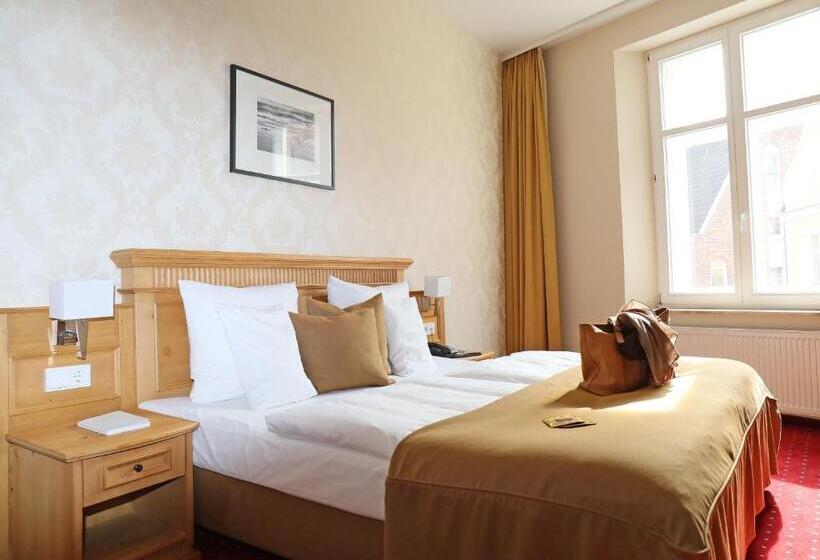 اتاق لوکس, Romantik Hotel Scheelehof Stralsund