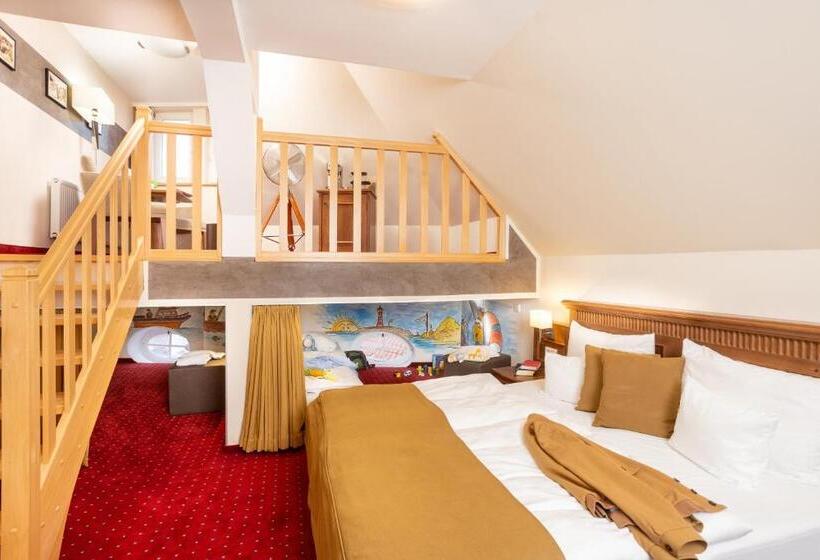 اتاق خانوادگی, Romantik Hotel Scheelehof Stralsund