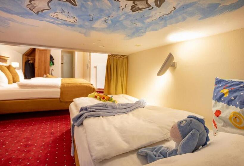 اتاق خانوادگی, Romantik Hotel Scheelehof Stralsund