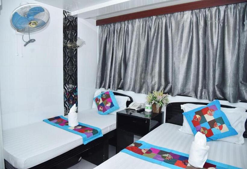 اتاق لوکس سه تخته, David Lounge