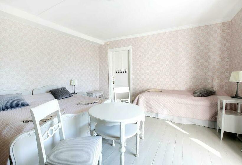 اتاق خانوادگی با سرویس بهداشتی مشترک, Tammiston Bed&breakfast