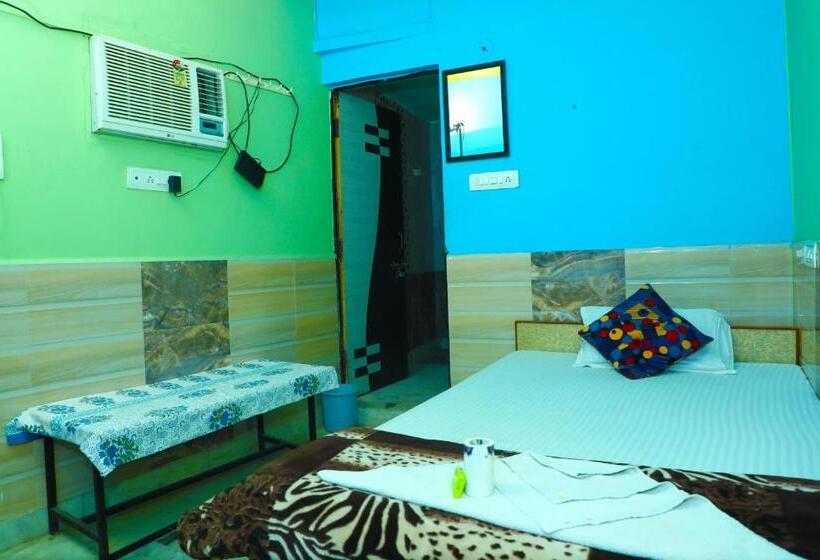 اتاق لوکس یک تخته, Royal Heritage Guest House