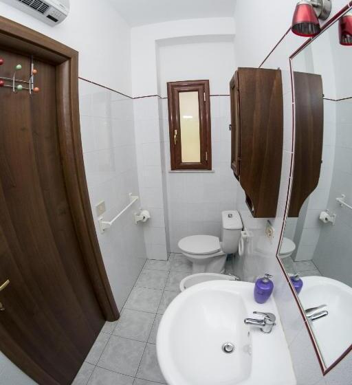 اتاق استاندارد با بالکن, Villa Marysa Apartments Seaview