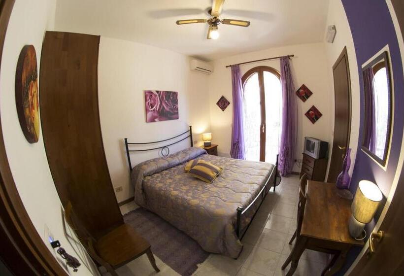 اتاق استاندارد با بالکن, Villa Marysa Apartments Seaview