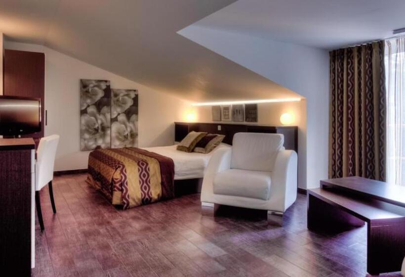 سوییت لوکس, Apparthotel Belle Vue