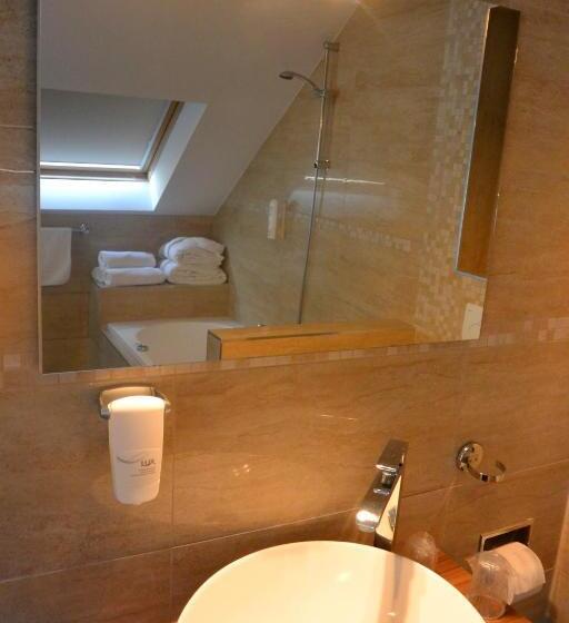 سوییت لوکس, Apparthotel Belle Vue