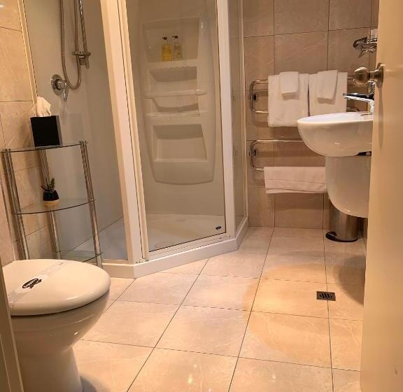 استودیوی استاندارد, Bks Premier Motel Palmerston North