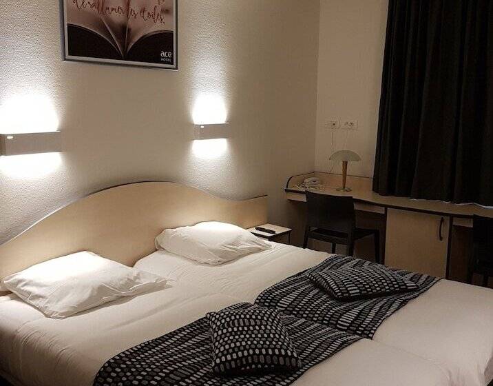 اتاق استاندارد, Ace Hôtel Vendée Saint Hermine