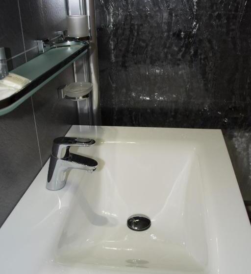 اتاق راحتی سه تخته, B&b Ter Gracht