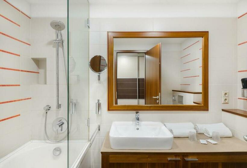 اتاق استاندارد, Corso Hotel Pécs