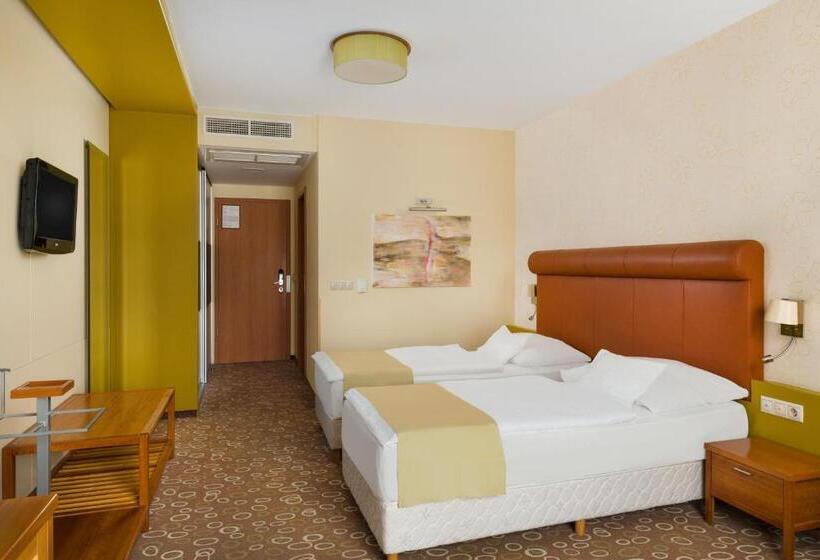 Standard Room, Corso  Pecs