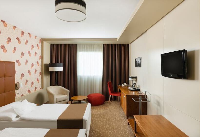 اتاق استاندارد, Corso Hotel Pécs