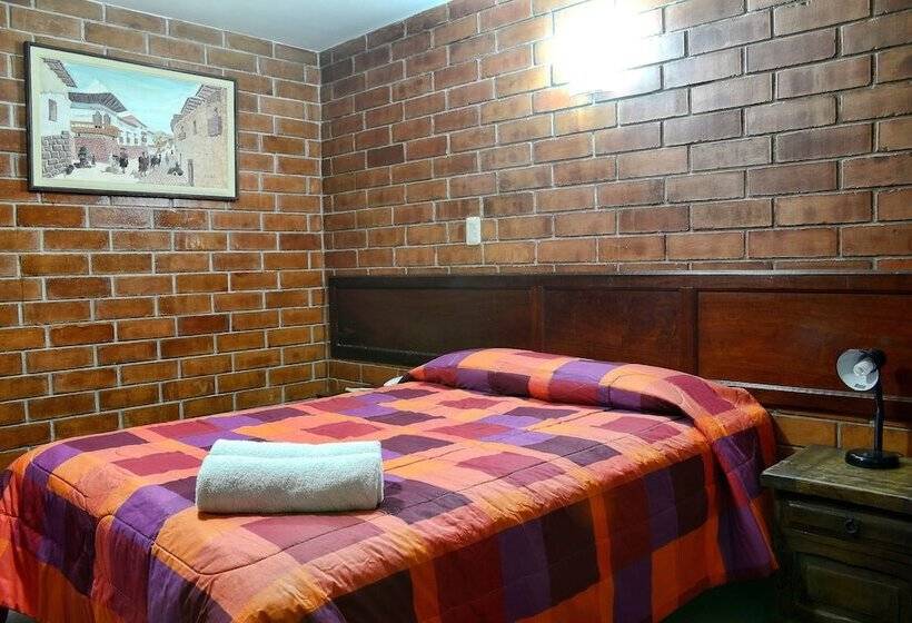 Standard Single Room, Esperanza