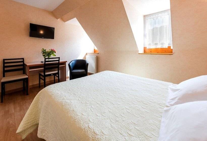 اتاق استاندارد سه نفره, Hôtel Ardiden