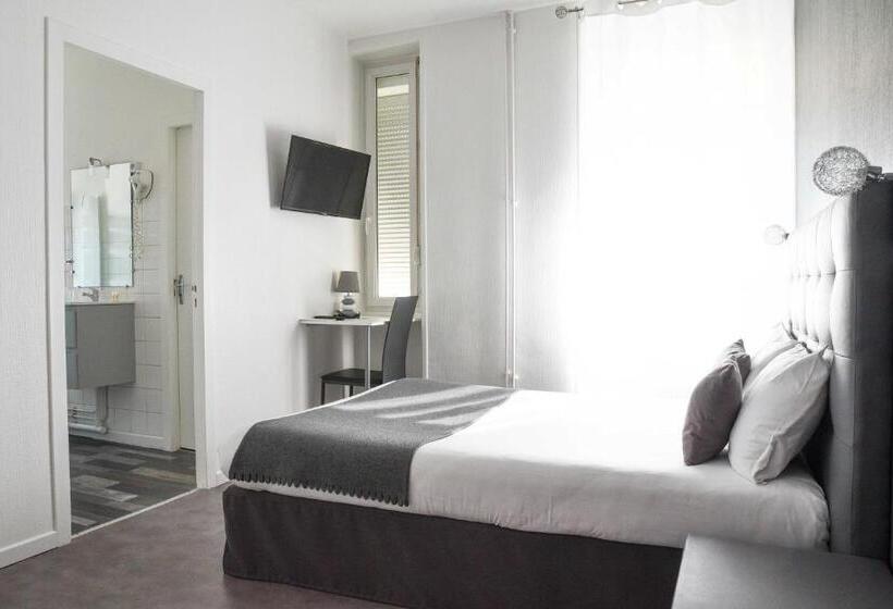 Standard Room, L Europe   Cholet Gare