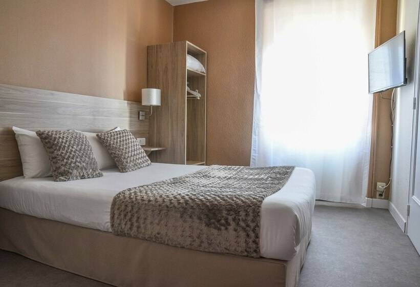 Standard Room, L Europe   Cholet Gare