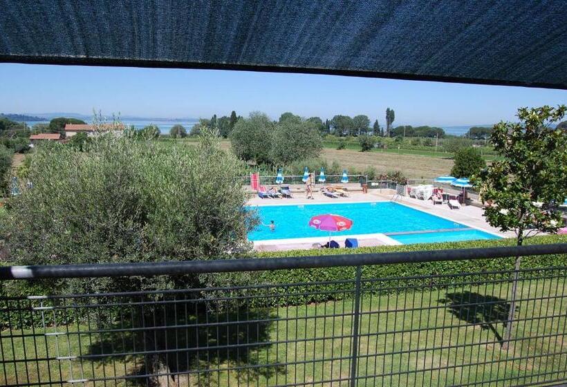 آپارتمان 1 خوابه با بالکن, Le Tre Isole