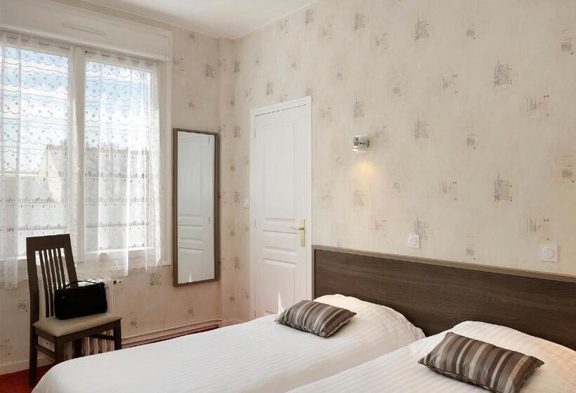 Superior Single Room, Logis Hôtel Des Châteaux De La Loire