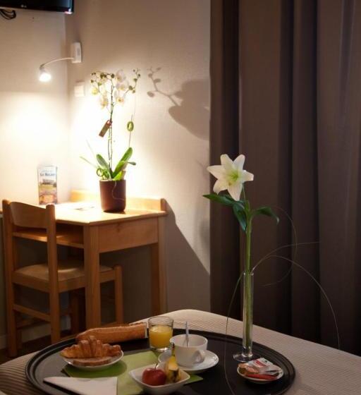 اتاق استاندارد, Logis Hôtel Le Relais