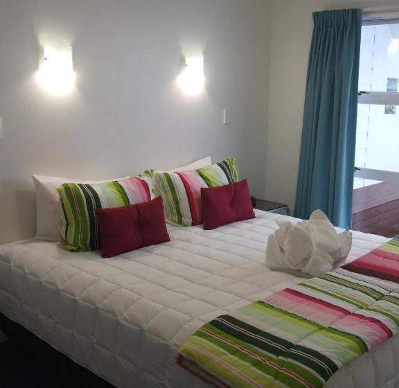 آپارتمان 1 خوابه, Palm Court Motor Inn