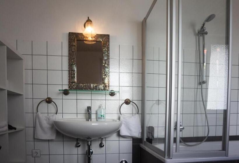 Familien Suite, Restaurant Hackteufel