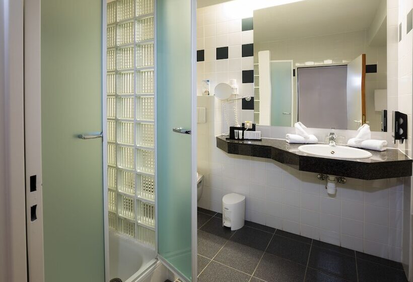 اتاق سوپریور, Van Der Valk Hotel Beveren
