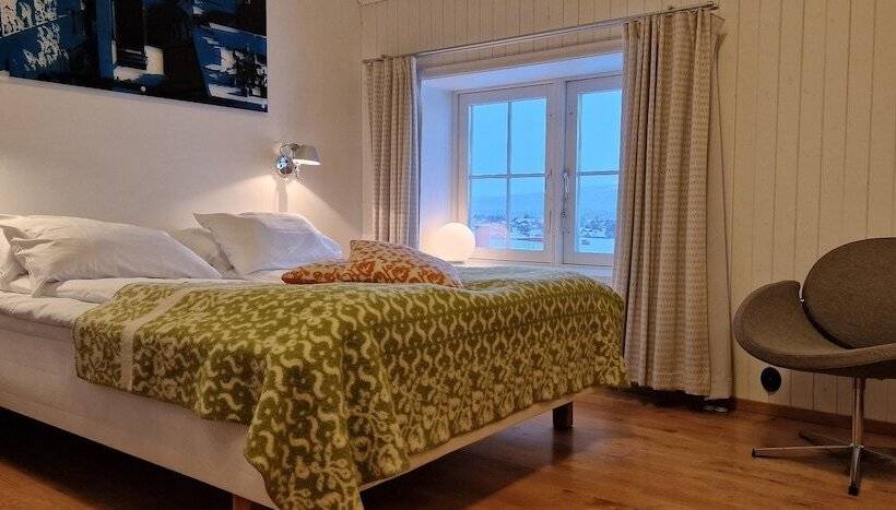 Номер Стандарт, Vertshuset Røros