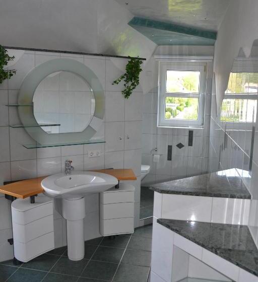سوییت, Wolf Hotel Zur Linde