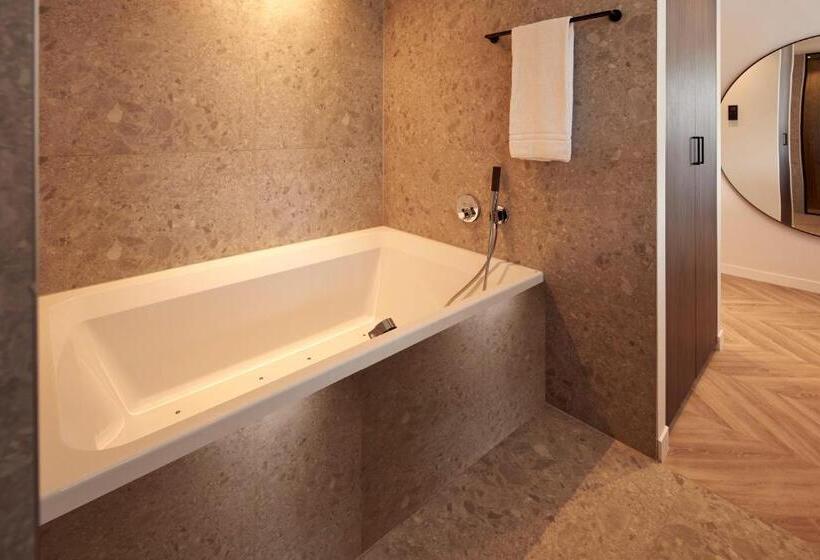 سوییت جونیور, Van Der Valk Hotel Beveren