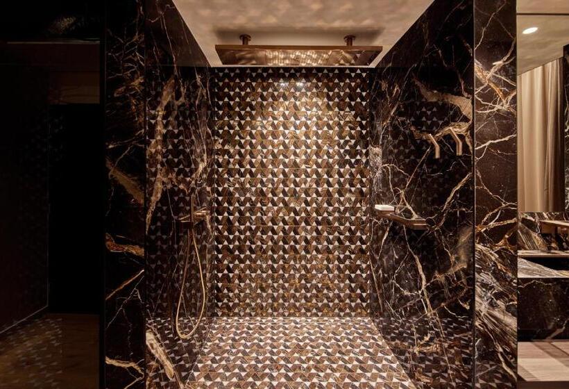 سوئیت با وان آب گرم, Van Der Valk Hotel Beveren