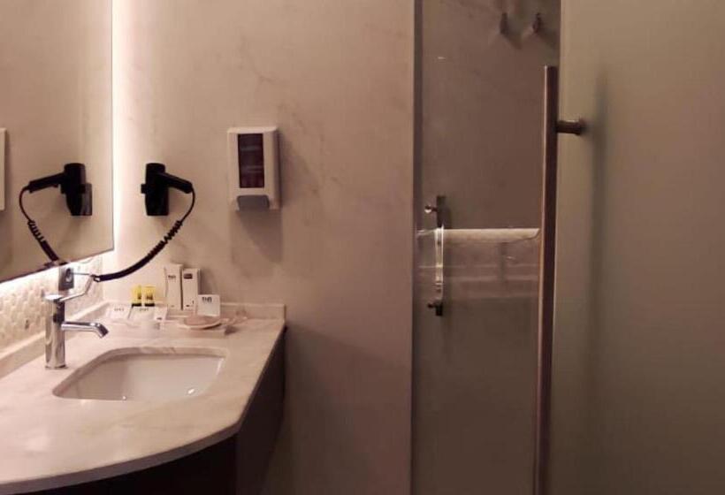 سوییت, Tnr Otel & Spa