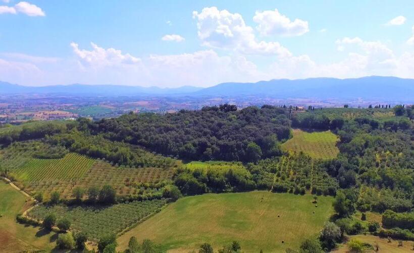 اتاق استاندارد با چشم‌انداز کوهستان, Agriturismo Camiano Piccolo