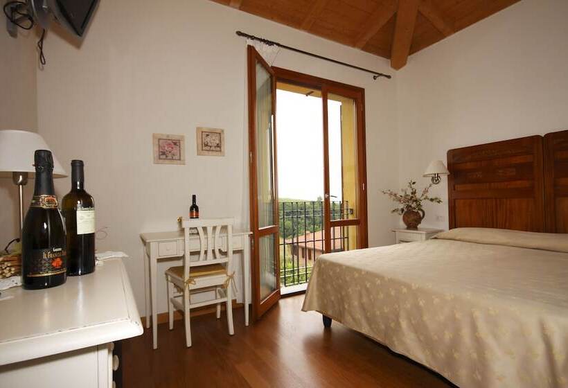 اتاق استاندارد, Agriturismo Gaggioli Borgo Delle Vigne