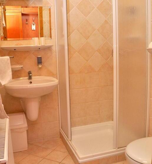 اتاق استاندارد سه نفره, Ametiszt Hotel Harkány
