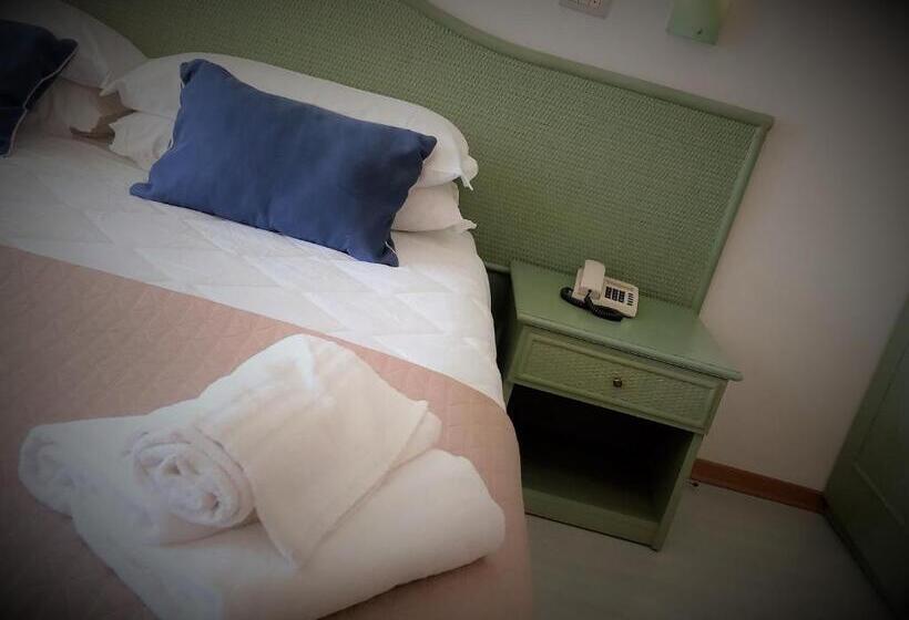 Chambre Standard, Capri