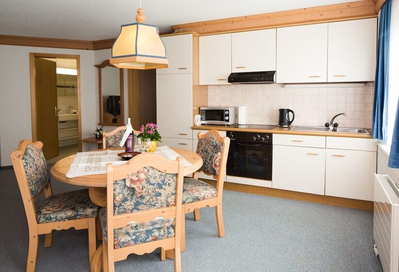 １ベッドルームアパートメント, Grindelwalderhof