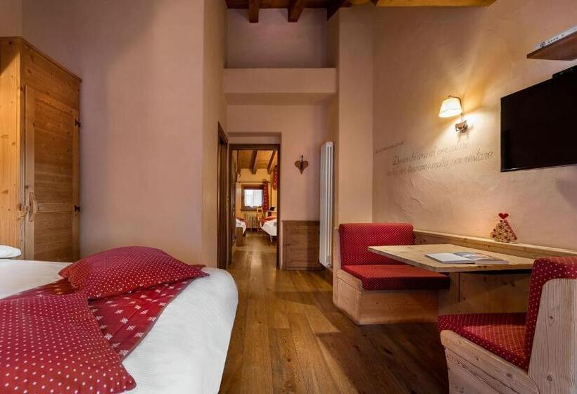 سوییت جونیور با بالکن, Locanda Bellevue