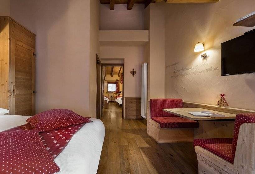 سوییت جونیور با بالکن, Locanda Bellevue