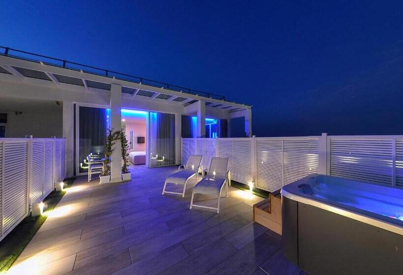 سوئیت با تخت بزرگ, Montecarlo