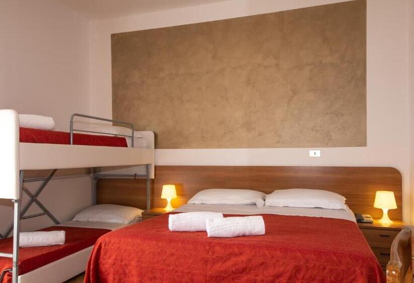 4 Bett Standardzimmer, Nazionale