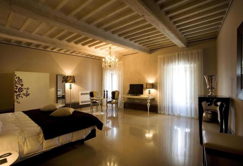 سوییت جونیور, Palazzo Bontadosi Hotel & Spa