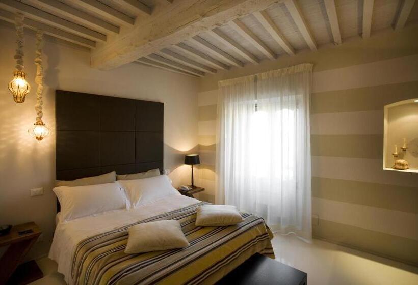سوییت جونیور, Palazzo Bontadosi Hotel & Spa