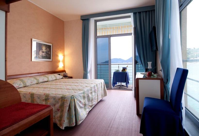 Triple Room Sea View, San Terenzo