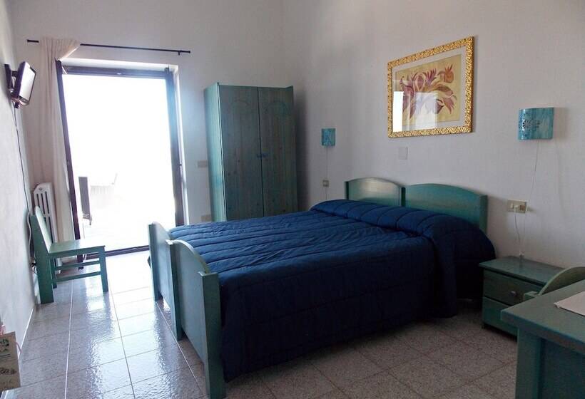 Standard Room, S'enis Monte Maccione