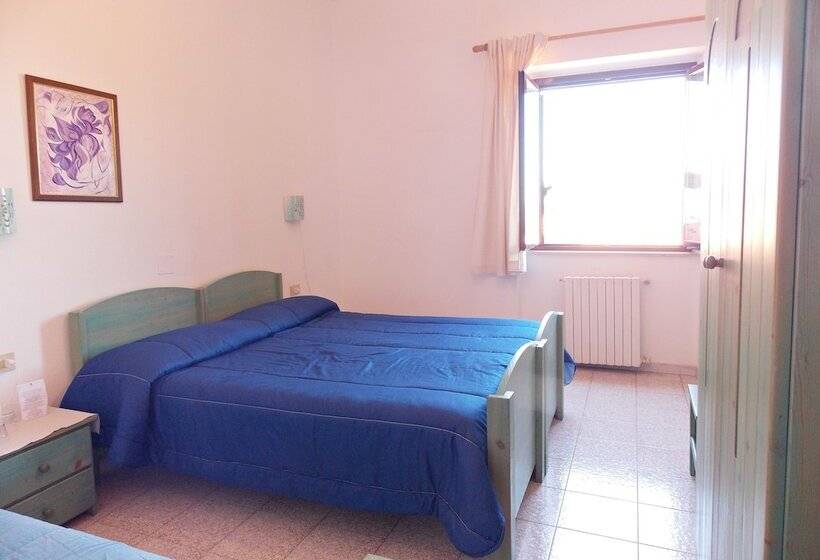 Standard Room, S'enis Monte Maccione